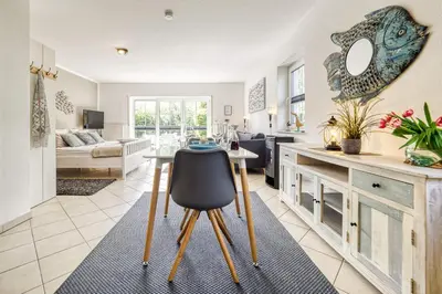 Küche/Küchenzeile in der Unterkunft Kavelweg 43 EG Wohnung