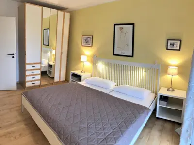 Ein Bett oder Betten in einem Zimmer der Unterkunft Klosterstr. 14 Wohnung 3