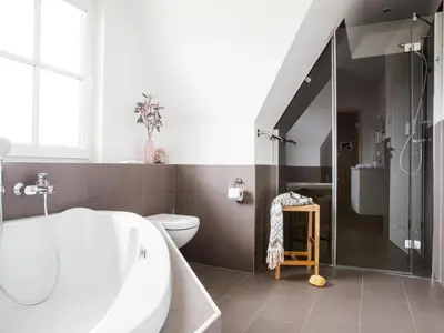 Ein Badezimmer in der Unterkunft Haus am Bodden mit Sauna