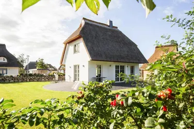Ein Garten an der Unterkunft Ferienhaus, Fuhlendorf