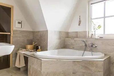 Ein Badezimmer in der Unterkunft Ferienhaus, Fuhlendorf