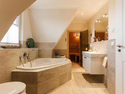 Ein Badezimmer in der Unterkunft Komfortables Ferienhaus mit Sauna in Fuhlendorf