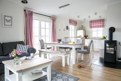 Ein Sitzbereich in der Unterkunft Haus an der Bodden-Lagune mit Sauna