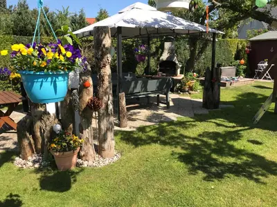 Ein Garten an der Unterkunft Haus Schumann - Ostsee - Halbinsel Darss