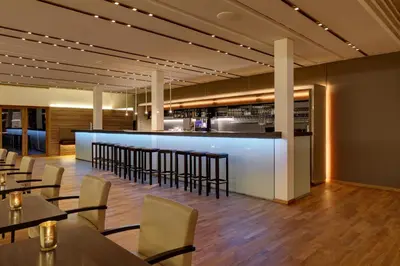 Lounge oder Bar in der Unterkunft Ostseehotel Dierhagen