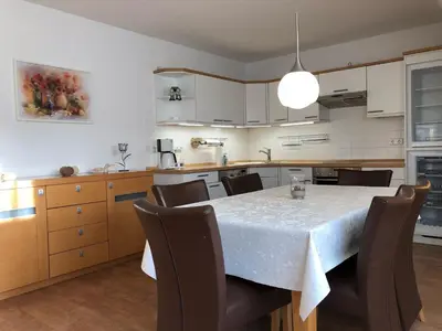 Küche/Küchenzeile in der Unterkunft Martha-Müller-Grählert-Weg 8 Wg.7