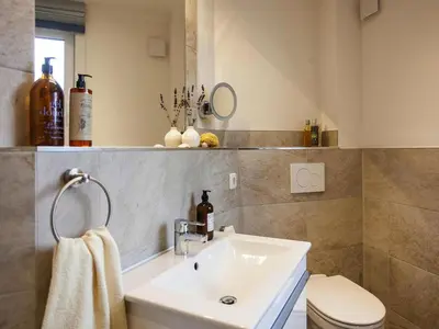 Ein Badezimmer in der Unterkunft Ferienhaus, Fuhlendorf