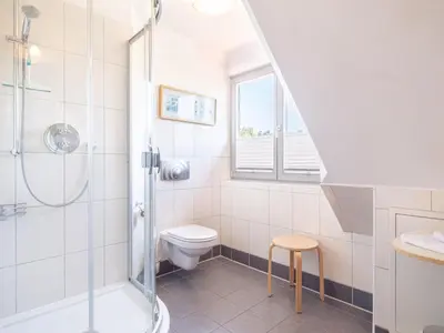 Ein Badezimmer in der Unterkunft Dünenhof DÜNENHOF Whg. D-07