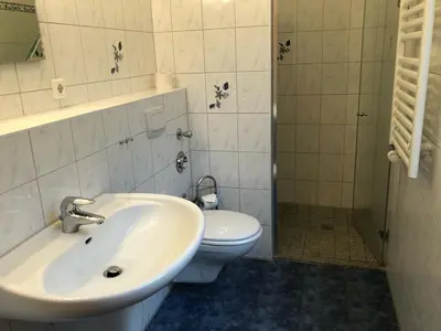 Ein Badezimmer in der Unterkunft Störtebeker Str. 13 Wohnung 3