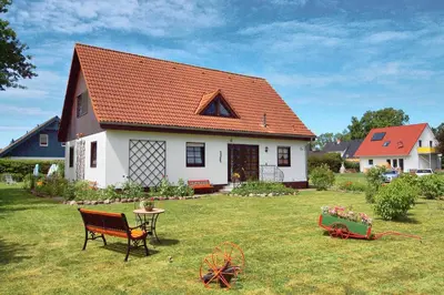 Ein Garten an der Unterkunft Kuhn