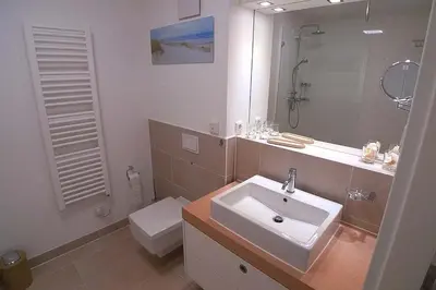 Ein Badezimmer in der Unterkunft Bickbeeren FeWo BICKBEEREN Amalia Whg. 1