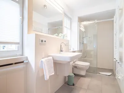 Ein Badezimmer in der Unterkunft Haus STRANDLUST WF-04