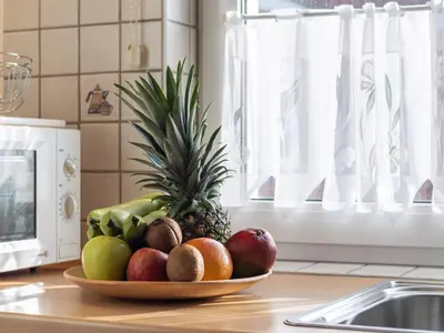 Küche/Küchenzeile in der Unterkunft Schulstraße FeWo S3 (DG rechts)