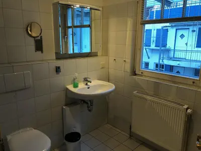 Ein Badezimmer in der Unterkunft Stromstr.2 