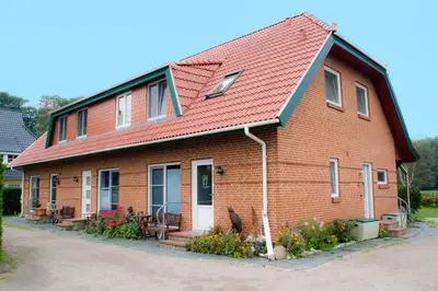 Das Gebäude in dem sich die Ferienwohnung befindet