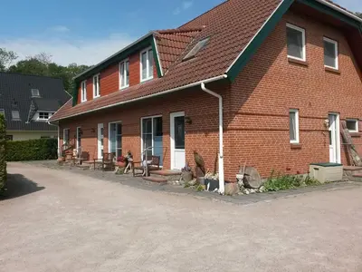 Das Gebäude in dem sich die Ferienwohnung befindet