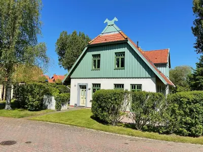 Das Gebäude in dem sich das Ferienhaus befindet