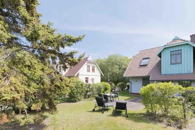 Ein Garten an der Unterkunft Ferienhaussiedlung Strandperlen Küstenhof 4a (Typ IX)