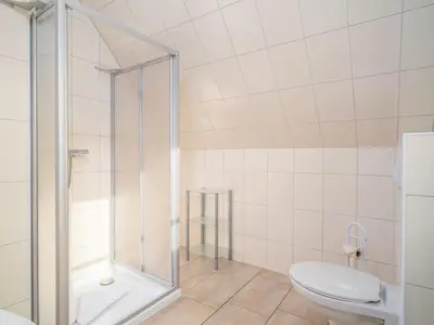 Ein Badezimmer in der Unterkunft Haus MEERESRAUSCHEN Whg. MR-2