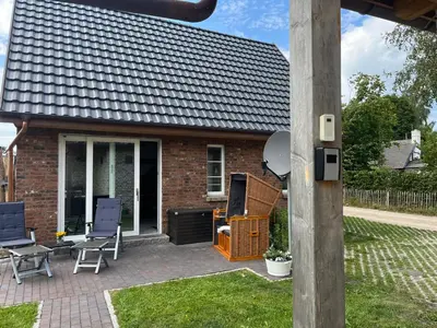 Das Gebäude in dem sich das Ferienhaus befindet
