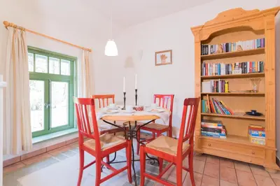 Die Bibliothek im Ferienhaus