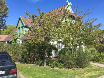 Ein Garten an der Unterkunft Ferienhaussiedlung Strandperlen Weidenhof 3d (Typ I)