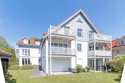 Das Gebäude in dem sich die Ferienwohnung befindet