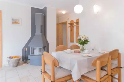 Ein Sitzbereich in der Unterkunft Haus WINDFLÜCHTER Whg. LF 6.1