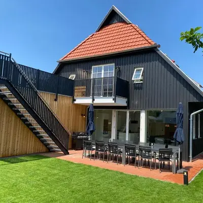FH Magnolia fuer 12 Pers. mit Terrasse + Dachterasse