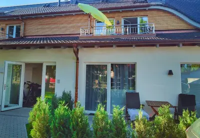 Das Gebäude in dem sich die Ferienwohnung befindet