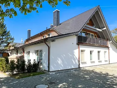 Das Gebäude in dem sich die Ferienwohnung befindet