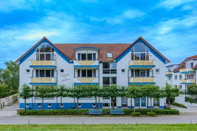 Das Gebäude in dem sich die Ferienwohnung befindet