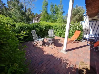 Ein Garten an der Unterkunft Zingst Achtern Diek 12d Elly