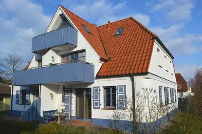 Das Gebäude in dem sich die Ferienwohnung befindet