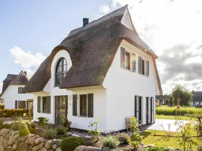 Das Gebäude in dem sich das Ferienhaus befindet