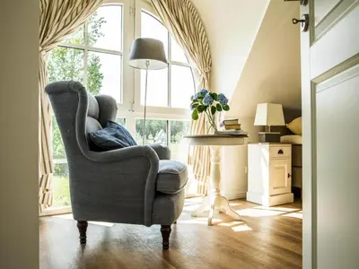 Ein Sitzbereich in der Unterkunft Luxushaus Boddenküste mit Sauna