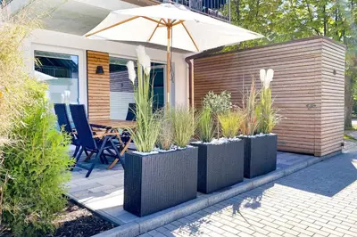 Ein Garten an der Unterkunft Tordalk 01