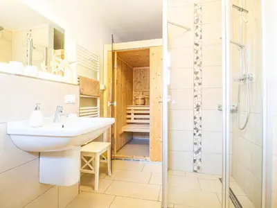 Ein Badezimmer in der Unterkunft Ferienhaus Apfelblüte