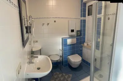 Ein Badezimmer in der Unterkunft Seestr. 75 a Haus B (rechts )