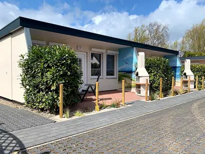 Das Gebäude in dem sich das Ferienhaus befindet