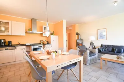 Küche/Küchenzeile in der Unterkunft Ferienwohnung Am Leuchtfeuer EG