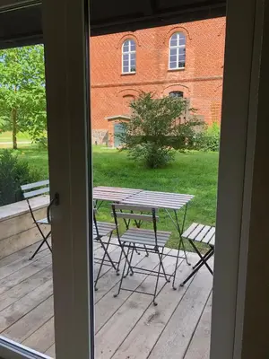 Ein Garten an der Unterkunft Gartenhaus
