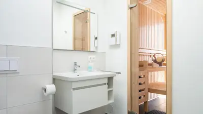 Ein Badezimmer in der Unterkunft Apartmenthaus Wittsande Wittsande 14