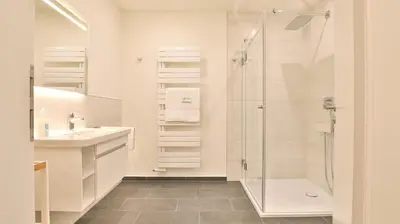 Ein Badezimmer in der Unterkunft Strandhaus Zingst Apartment 13