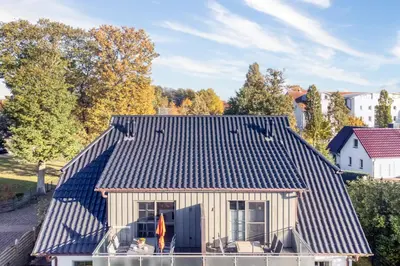 Das Gebäude in dem sich die Ferienwohnung befindet