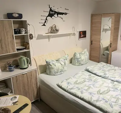 Ein Bett oder Betten in einem Zimmer der Unterkunft Zimmer in Hafennähe