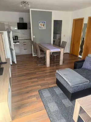 Küche/Küchenzeile in der Unterkunft Apartment in Pruchten 41178