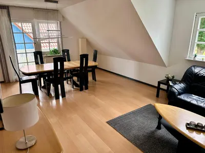 Ein Sitzbereich in der Unterkunft Mühlenstr 15 OG