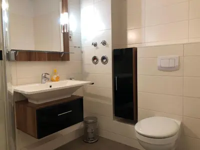 Ein Badezimmer in der Unterkunft Jordanstr 35 Wohnung 2