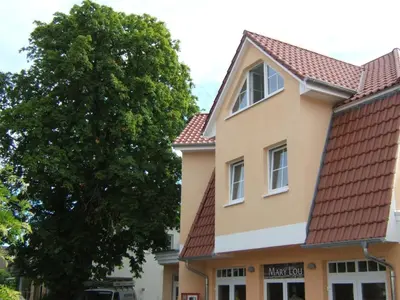 Das Gebäude in dem sich die Ferienwohnung befindet